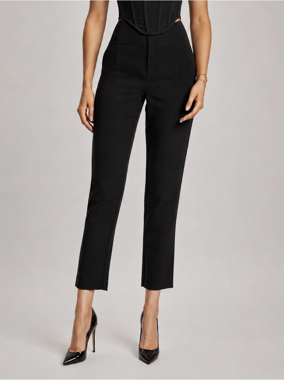 NWT Meshki Indie High Waist Tailored Black Scuba Ankle Pants Size XS